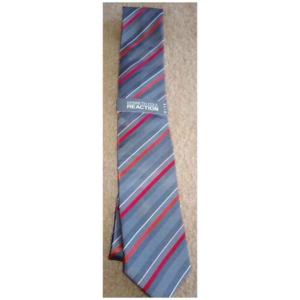 Brand New Kenneth Cole Reaction Slim Tie